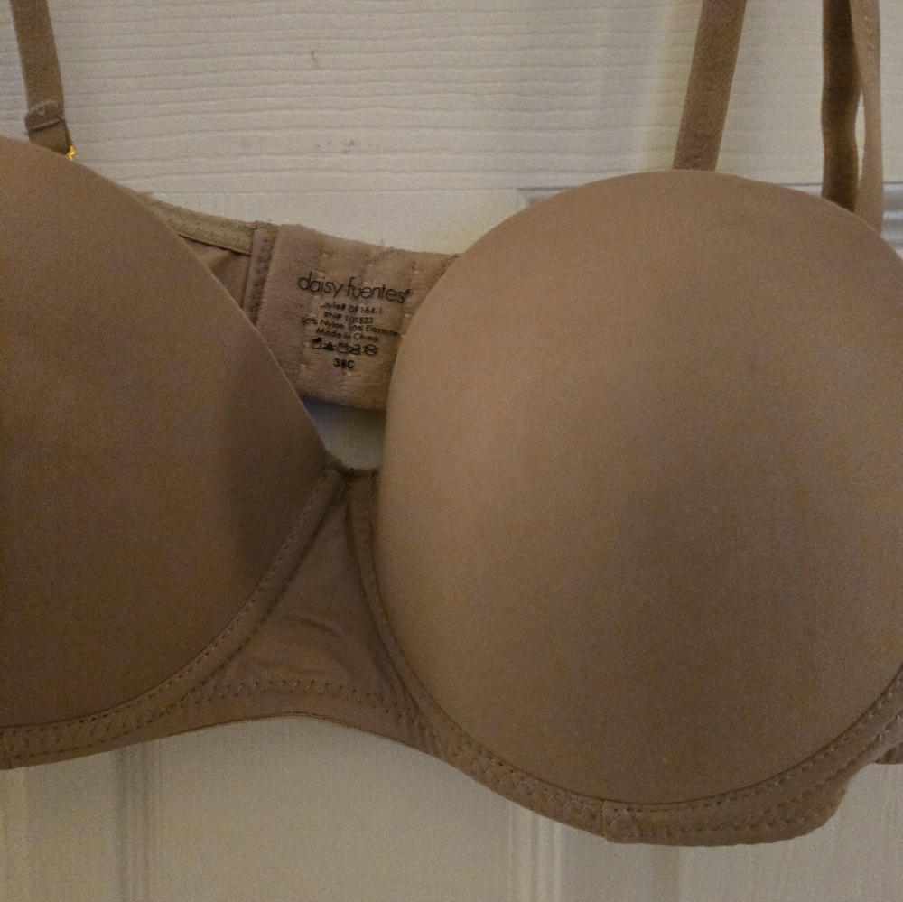 Nude Bra - Picture 2 of 7